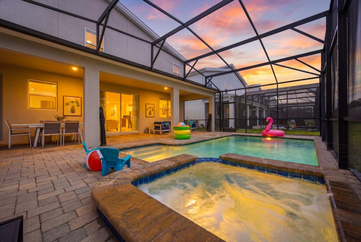 Pool & spa at sunset